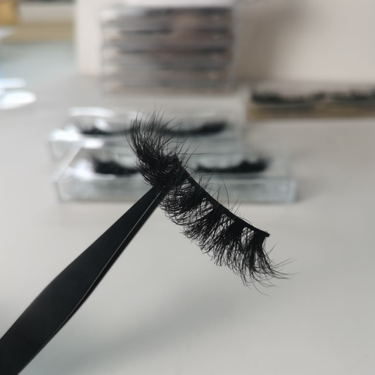 Faux cils BELLE - LA MAISON RACH BEAUTY